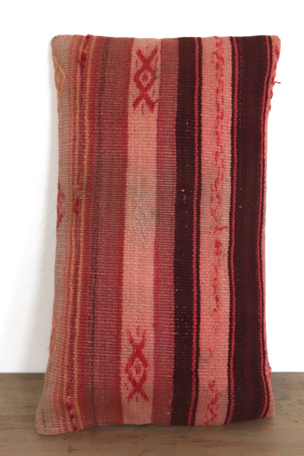 Hand woven Kilim cushion 30x50 Hand woven Kilim cushion 30x50