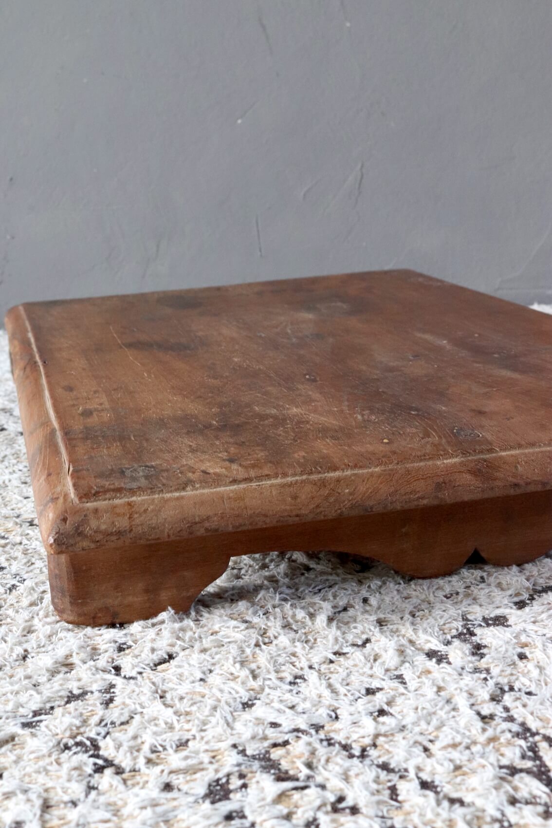 Antique brwon wooden tray 63x42 Antique brwon wooden tray 63x42