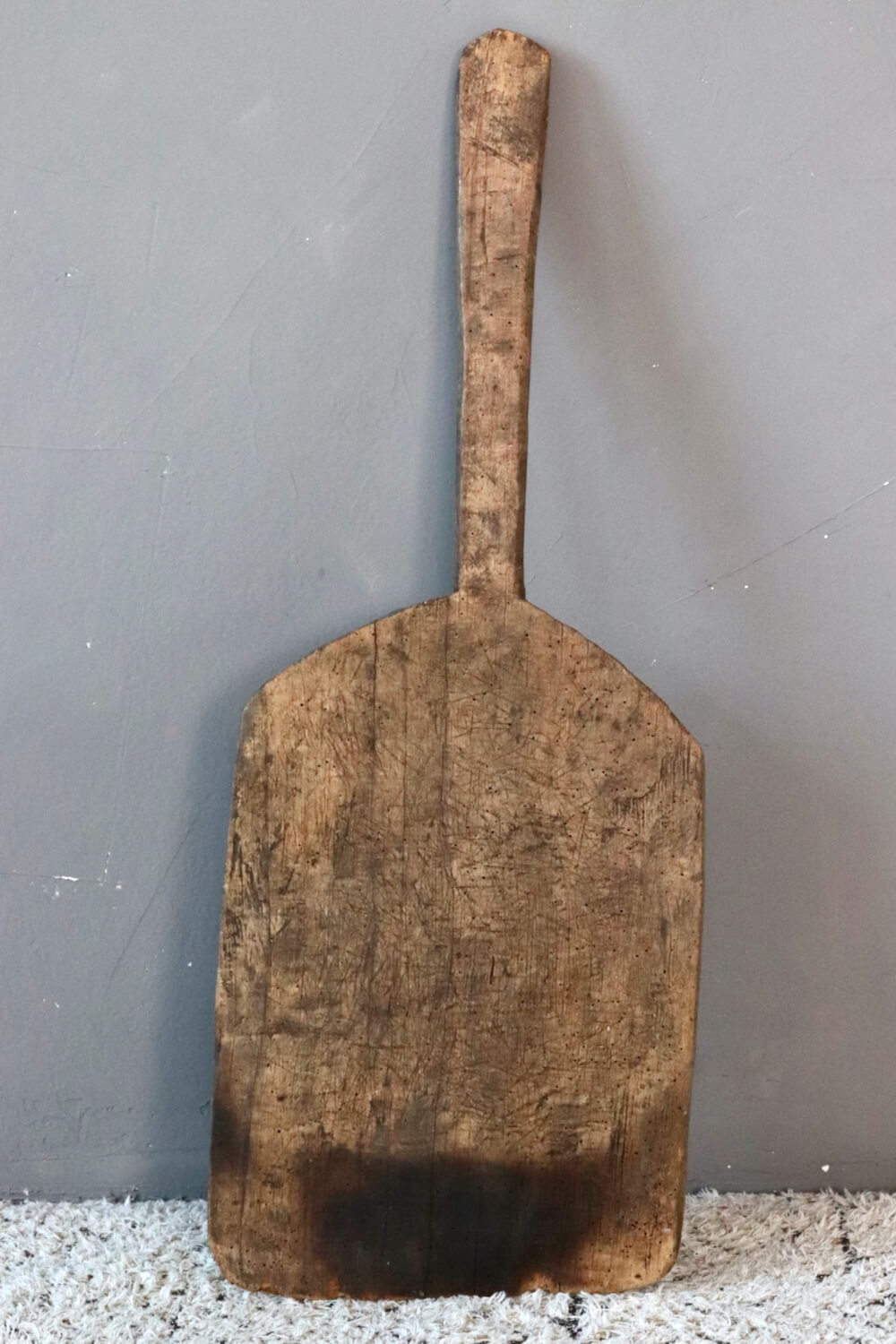 Antique wooden bread board, 75x29