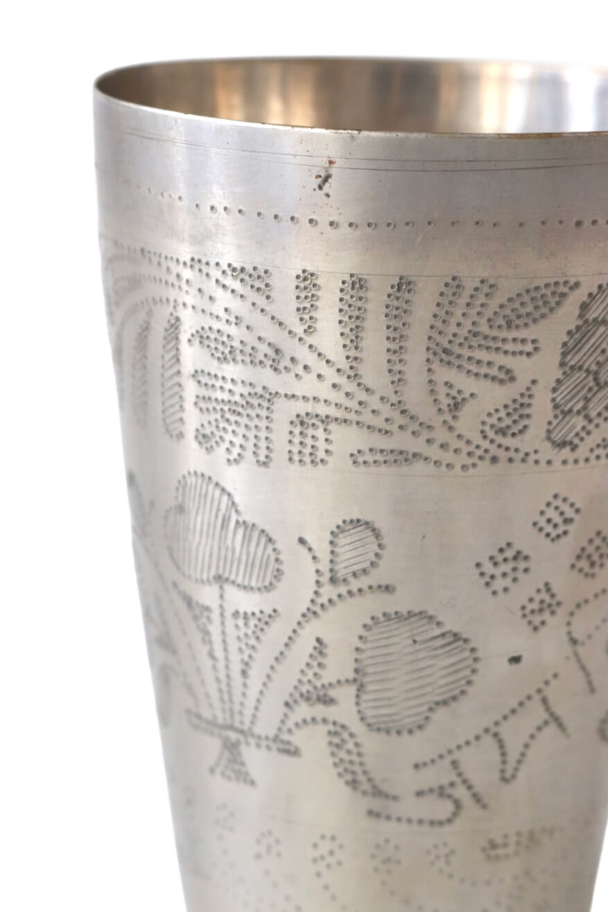 Antiker Messingbecher M