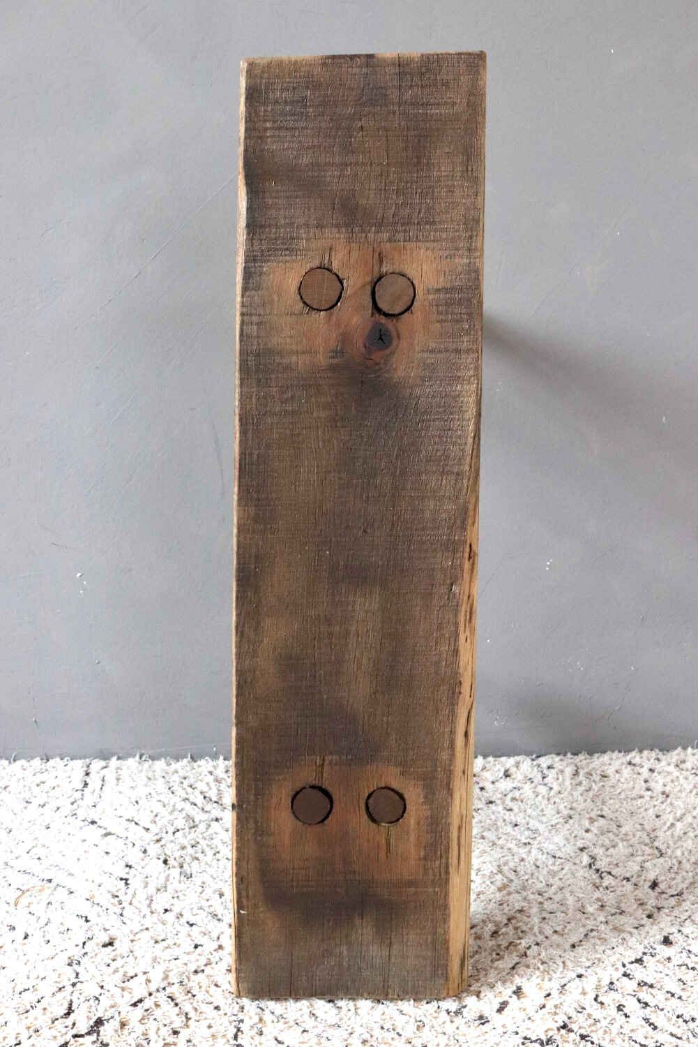 Derbe Holzbank aus Antikholz, 80 cm