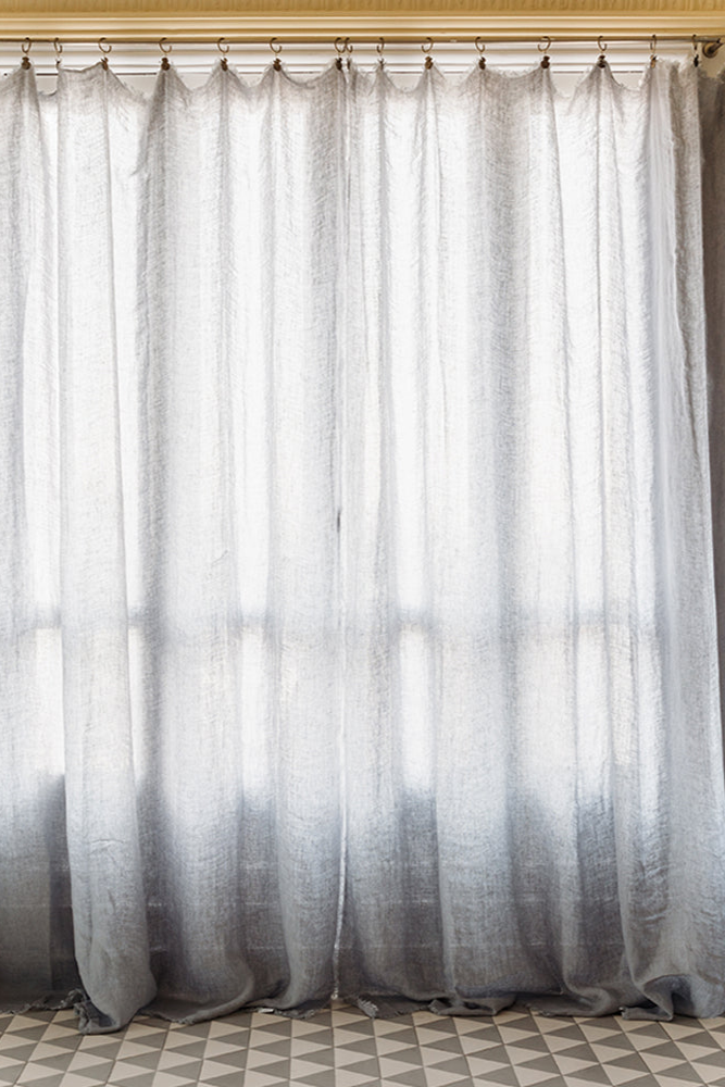 Linen curtain light pink