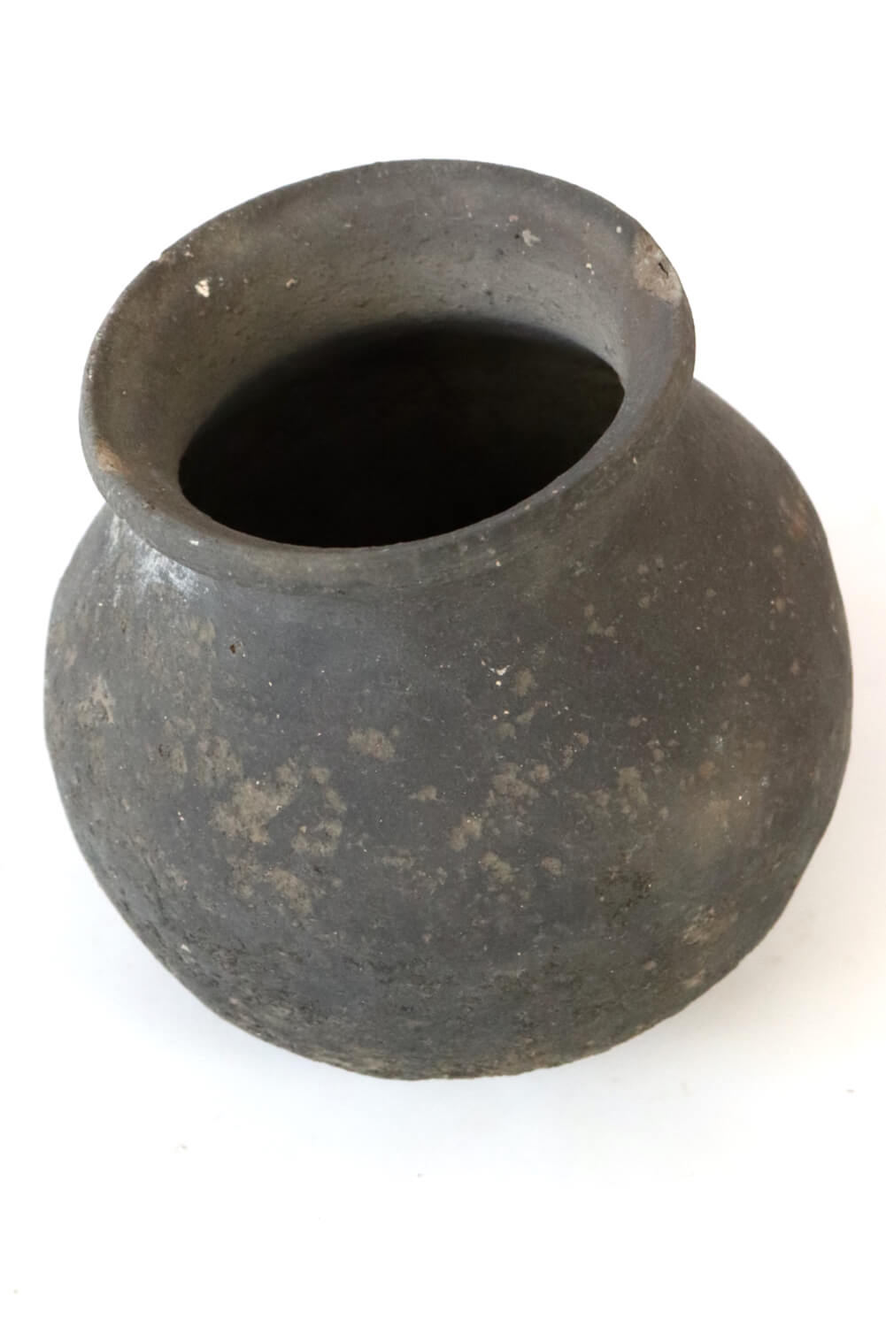 Clay vase antique India, 15xø16