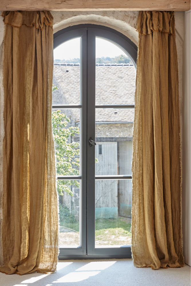 Linen curtain light pink