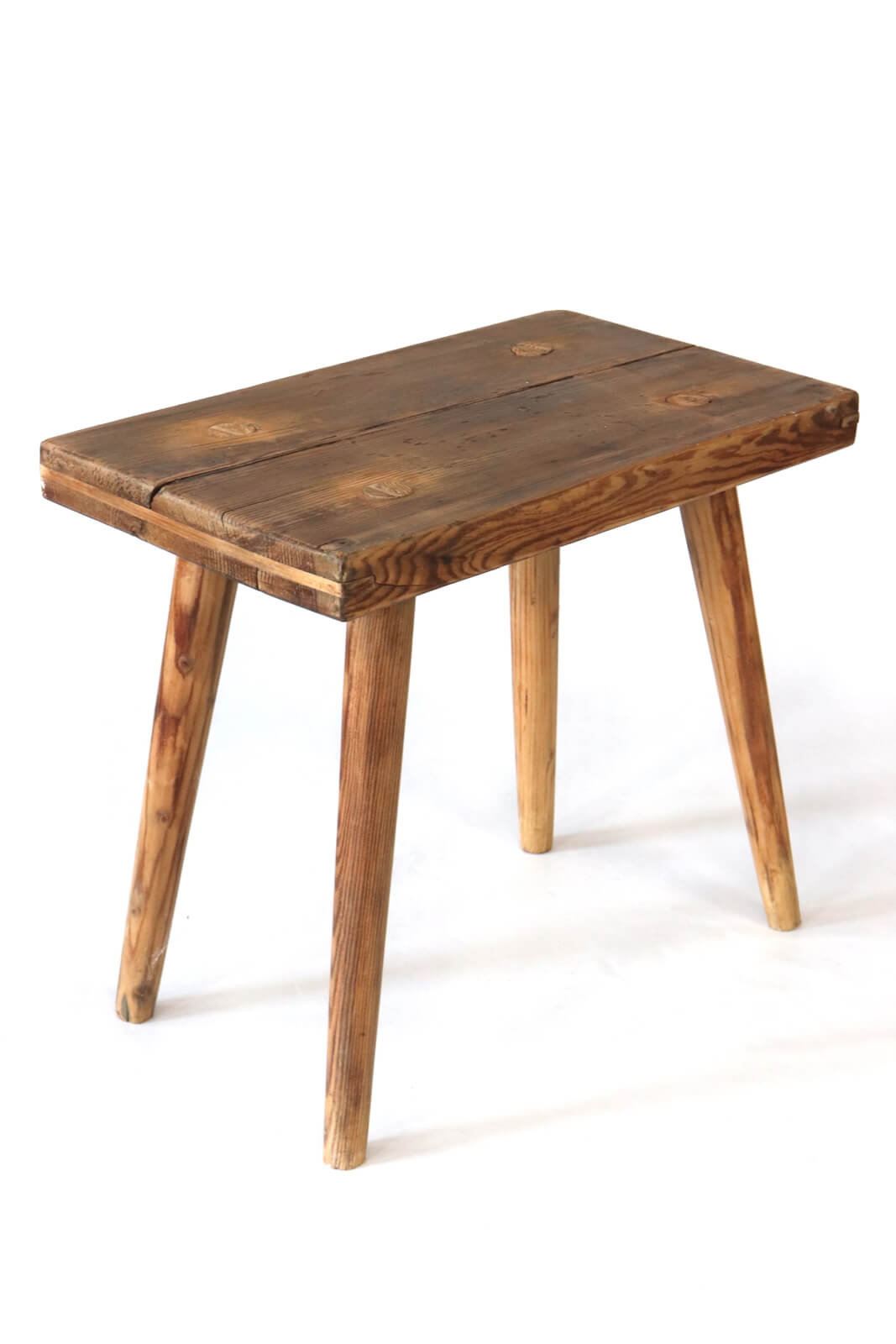 Alter Holzschemel rustikal