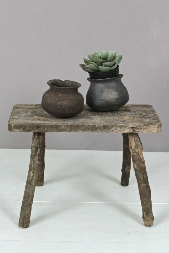 wabi sabi stool hocker schemel antik Holzschemel antik rustikal