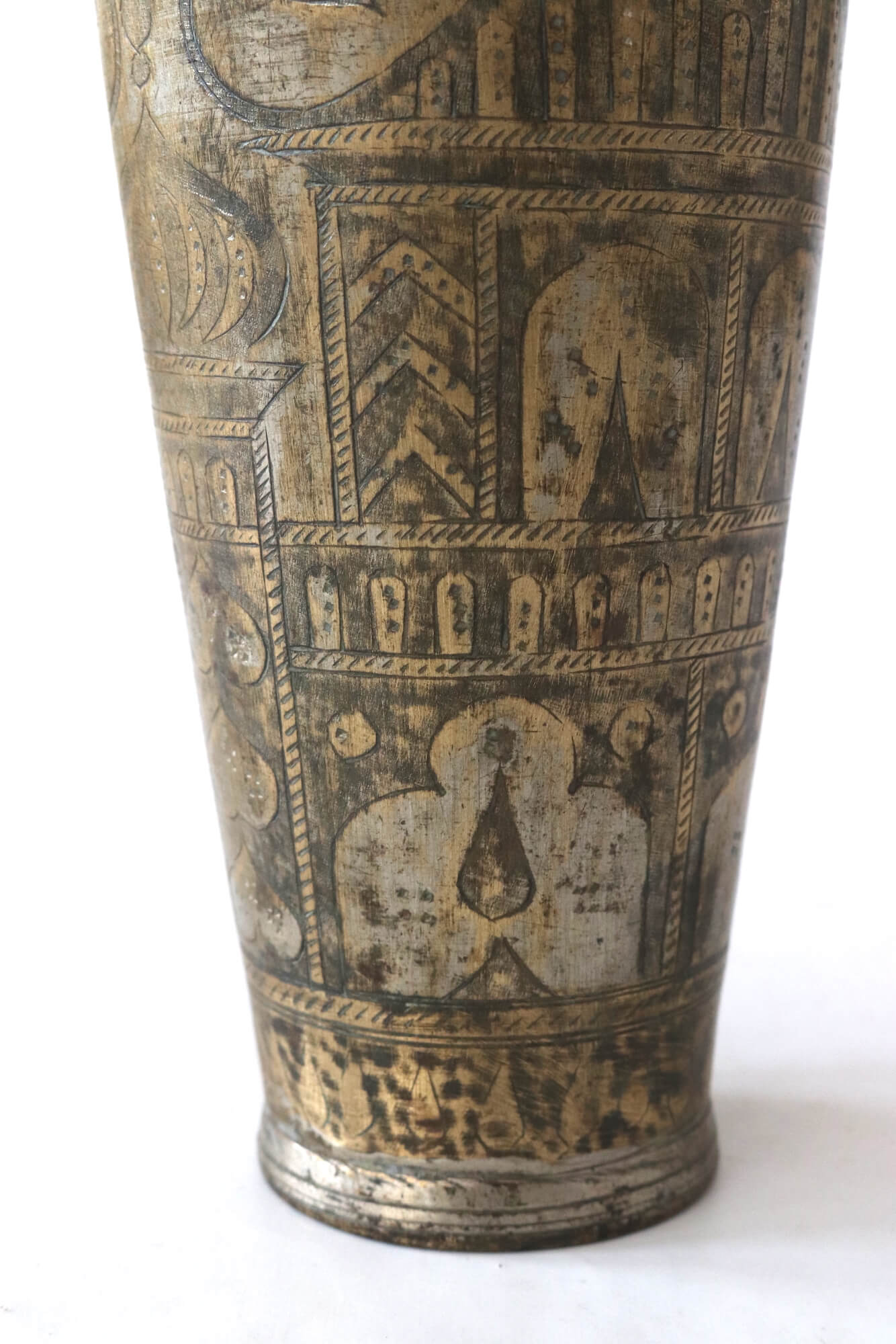 Antique brass lassi cup XL