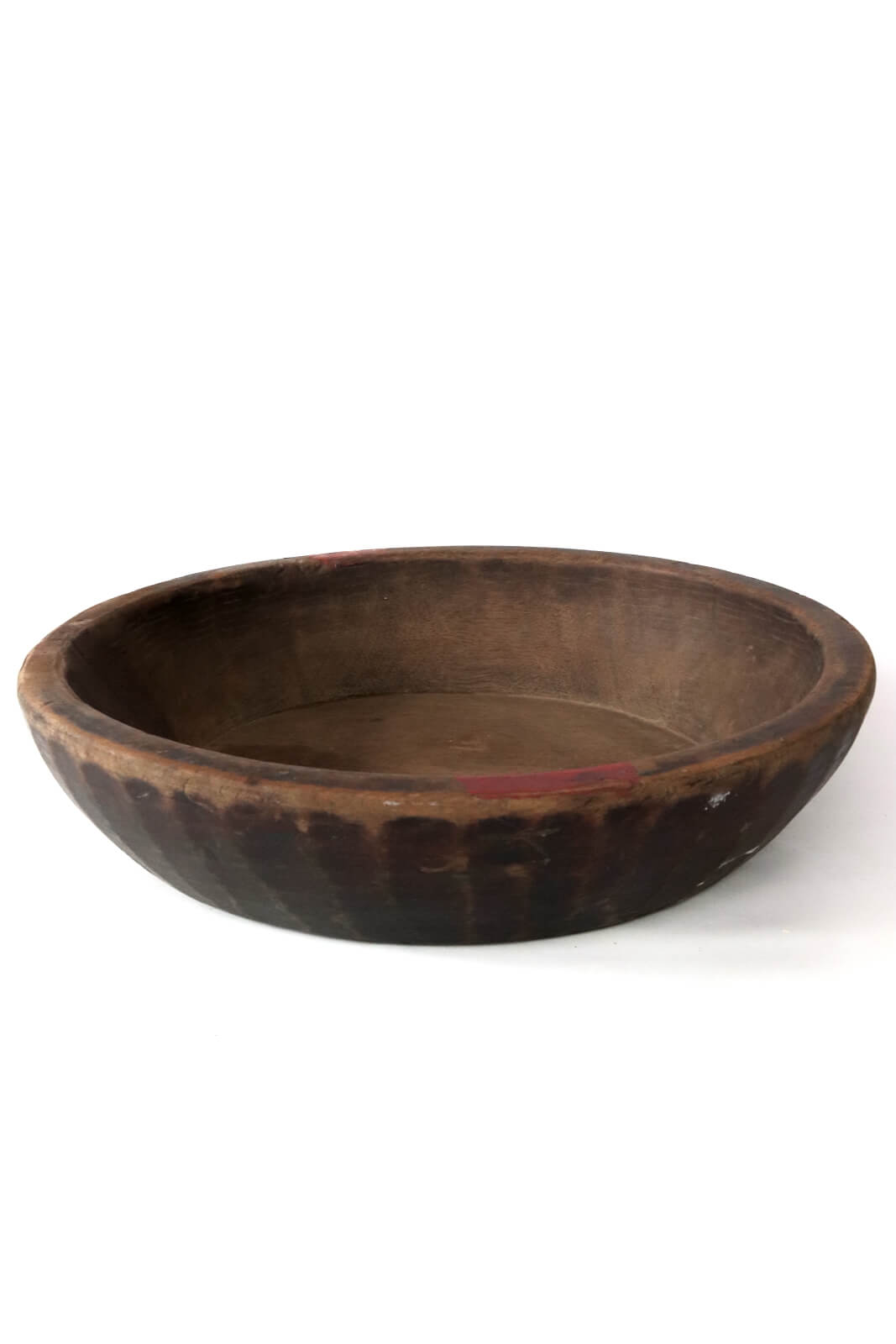 Hand-carved wooden bowl, ø 38 Hand-carved wooden bowl, ø 38