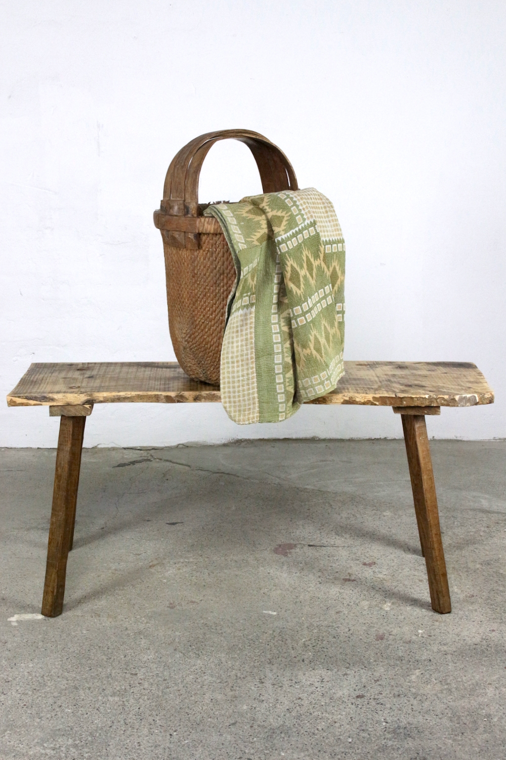 Bauernbank aus altem Holz, 123 cm, handmade wooden bench, rustic antique wooden bench, wooden farmhouse ben19 Bauernbank Tisch aus altem Holz, 119 cm