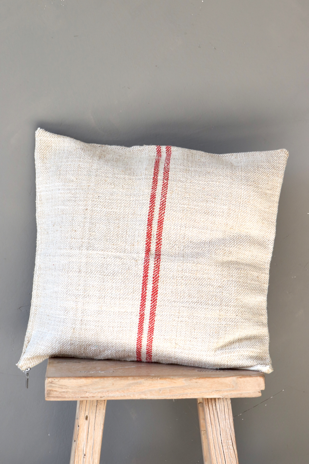 Grain sack cushion 45x45