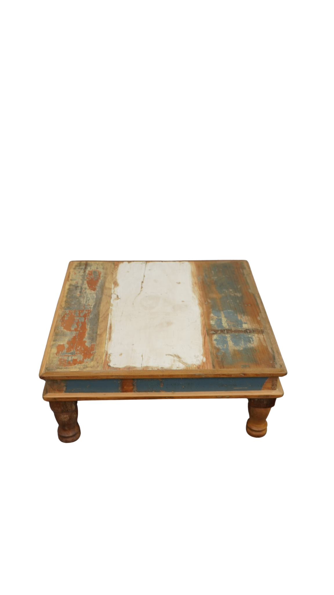 Couchtisch aus recyceltem Massivholz im Shabby-Chic-Look – Vintage & bunt