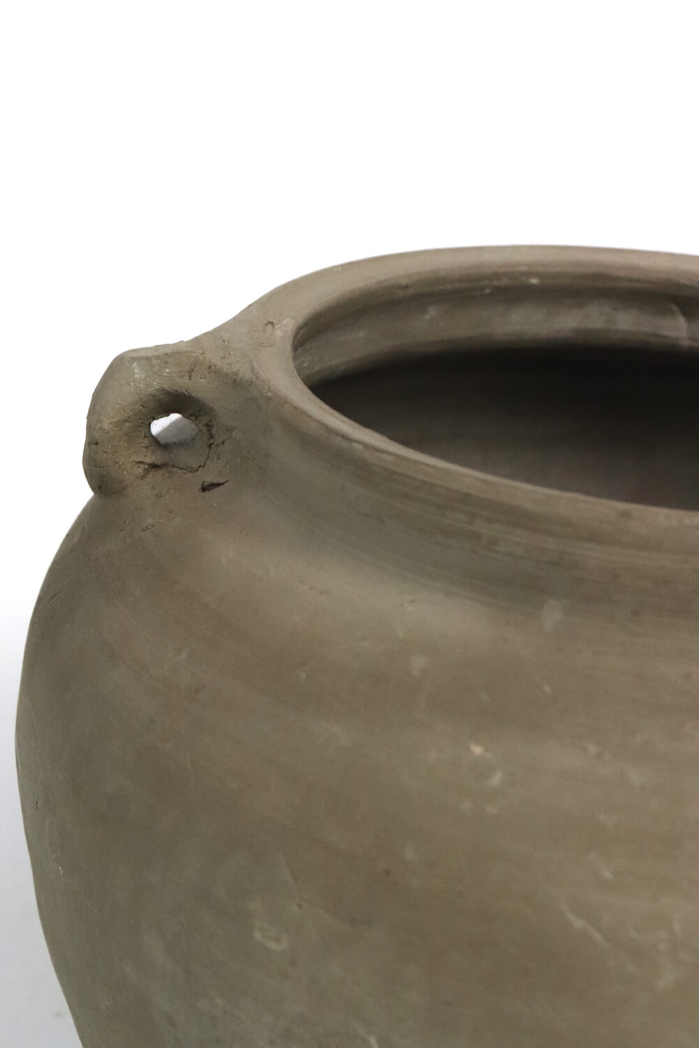 Antique clay pot, China 17xø23