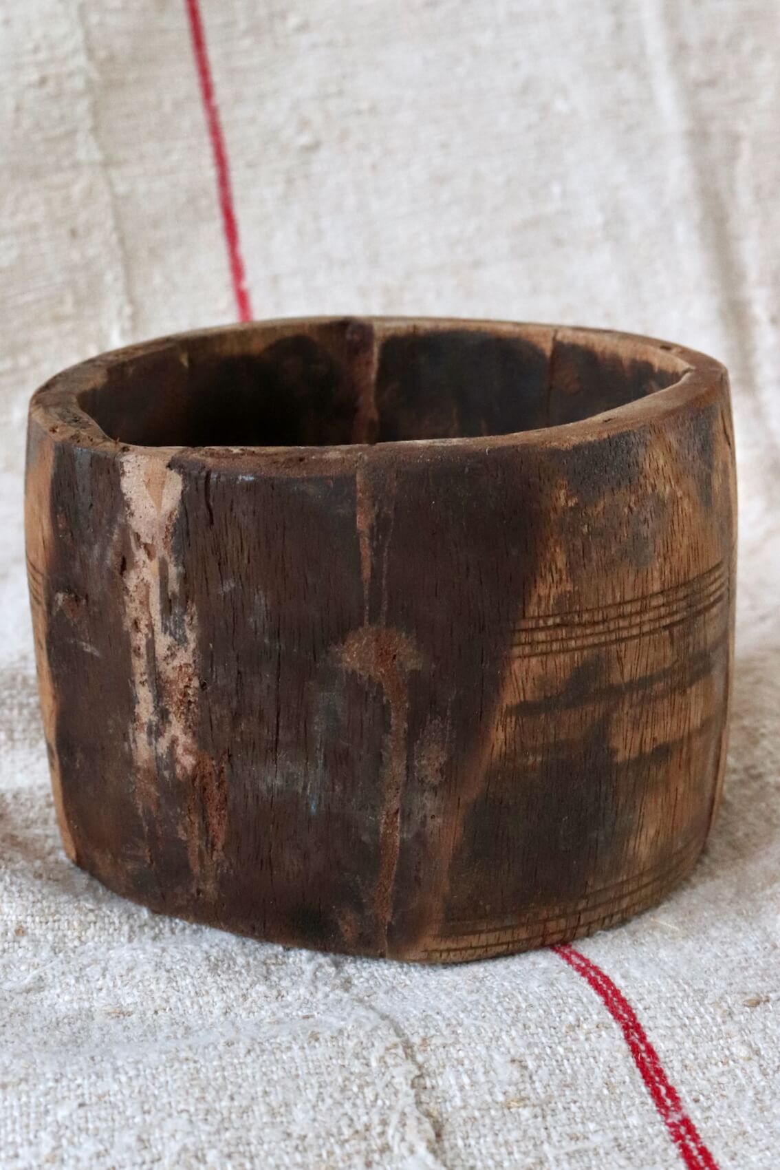 Kleiner Holztopf antik rustikal 