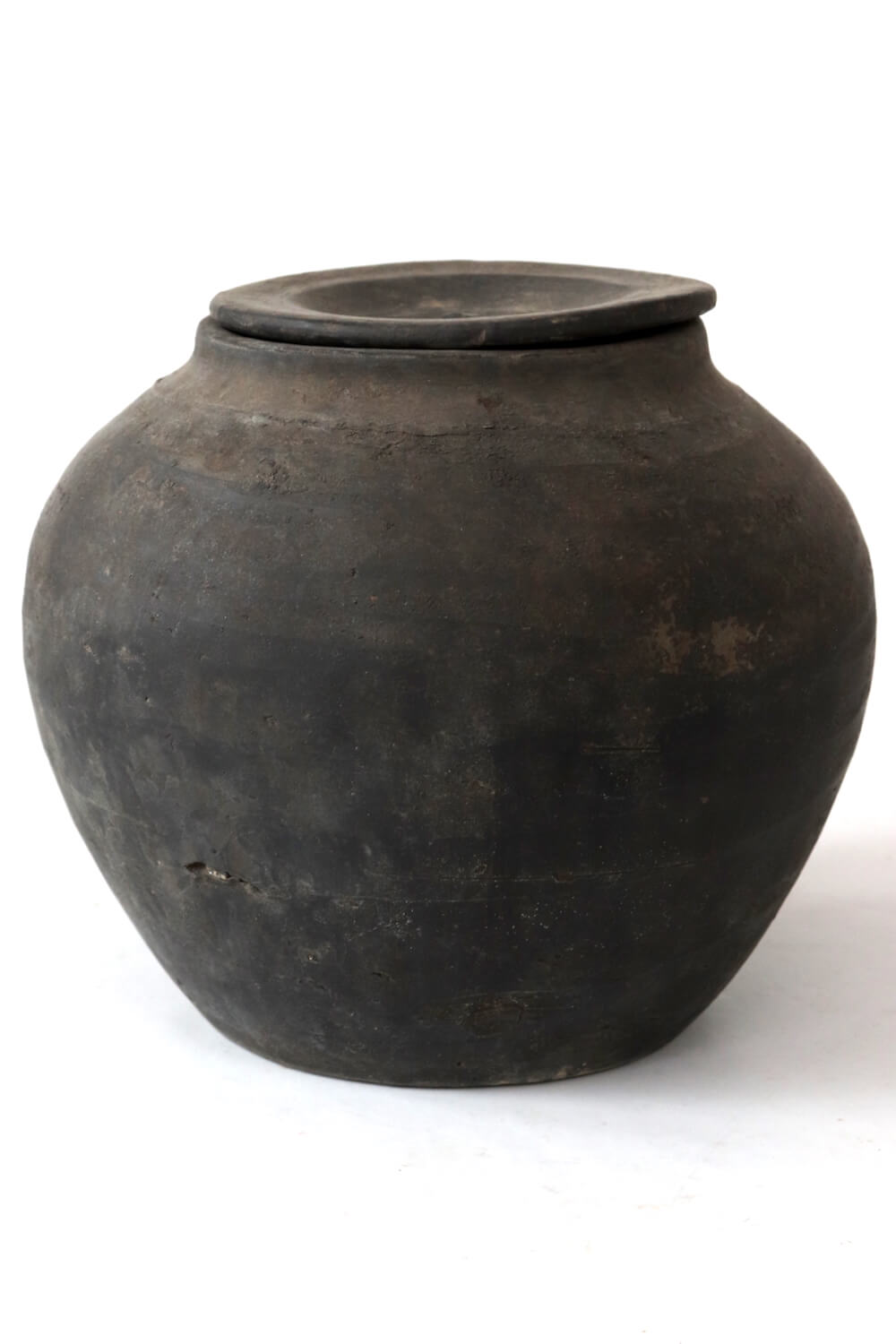 Alter chinesischer Tontopf mit Deckel, 18xø22