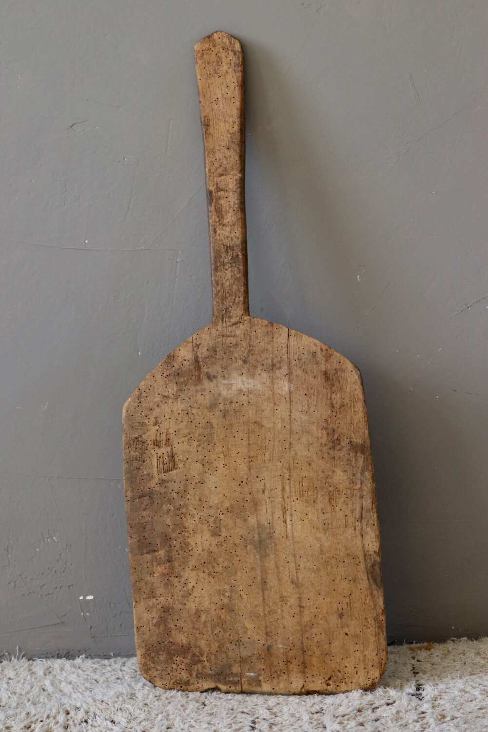 Antique wooden bread board, 75x29