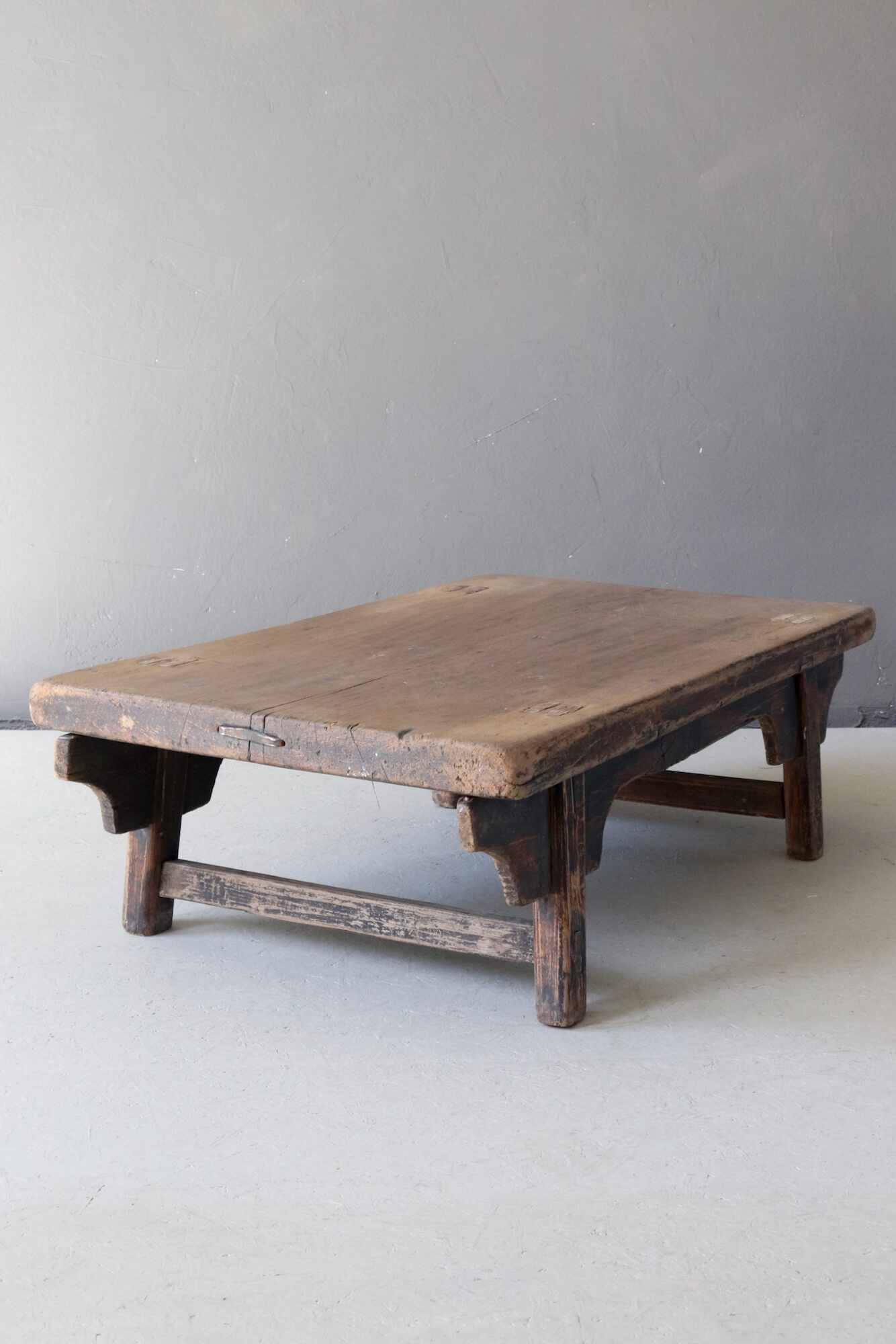 Holztisch China antik 27x85x50