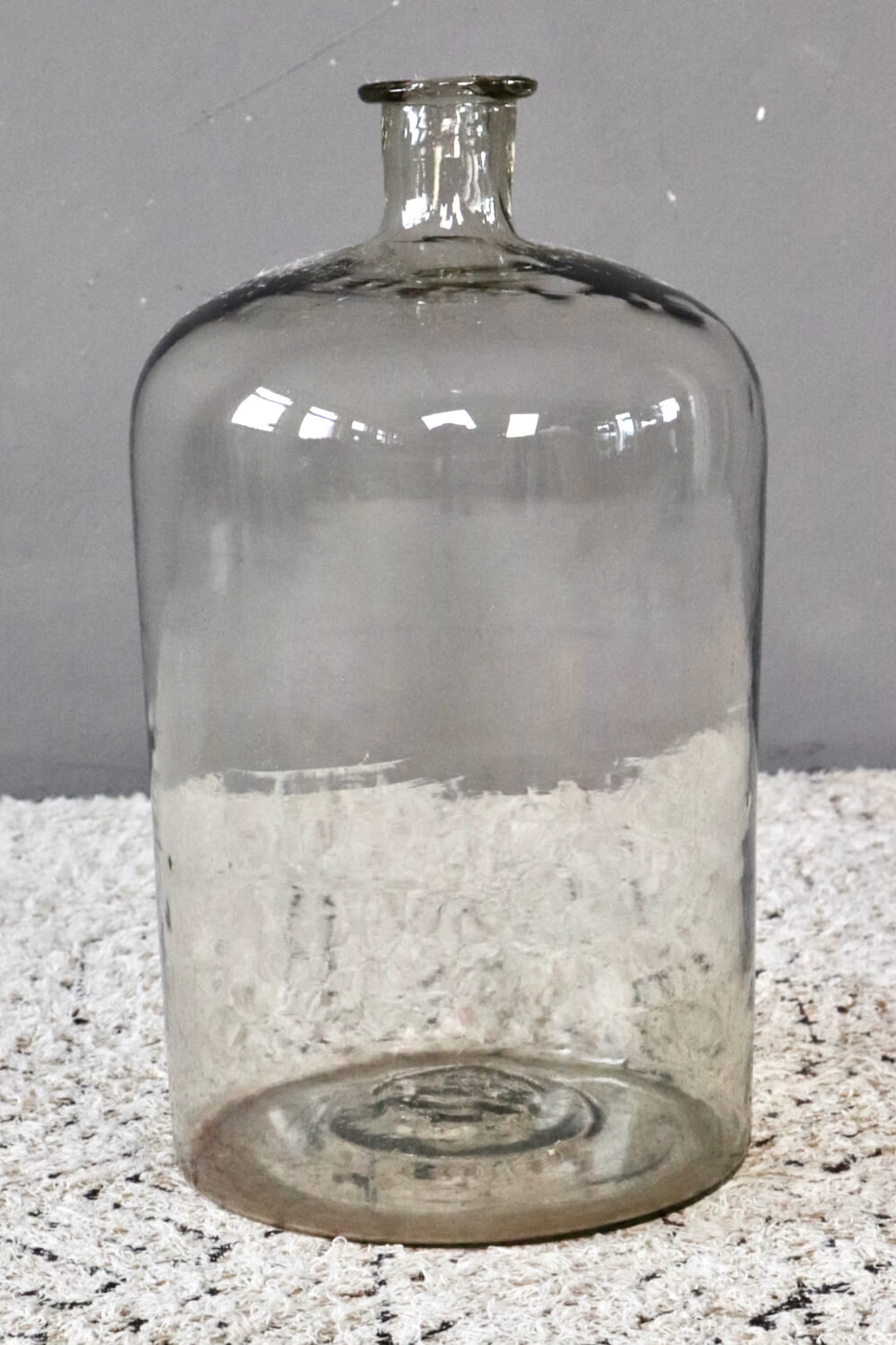 Antique apothecary bottle 15L