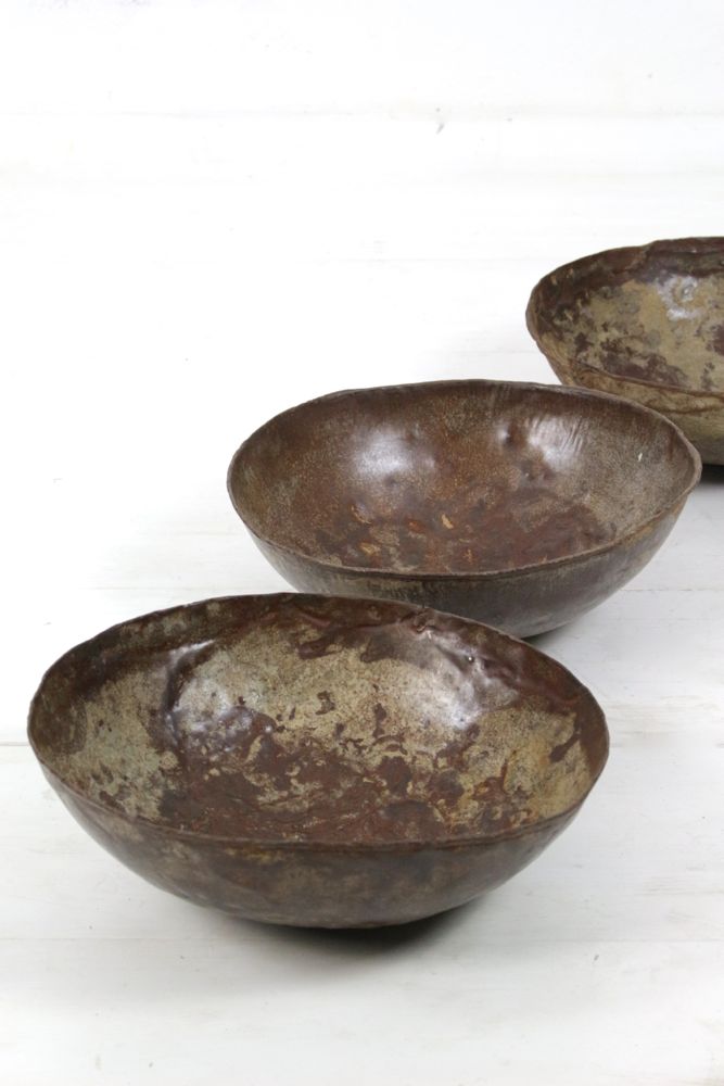 Vintage metal bowl India, Ø 40 cm